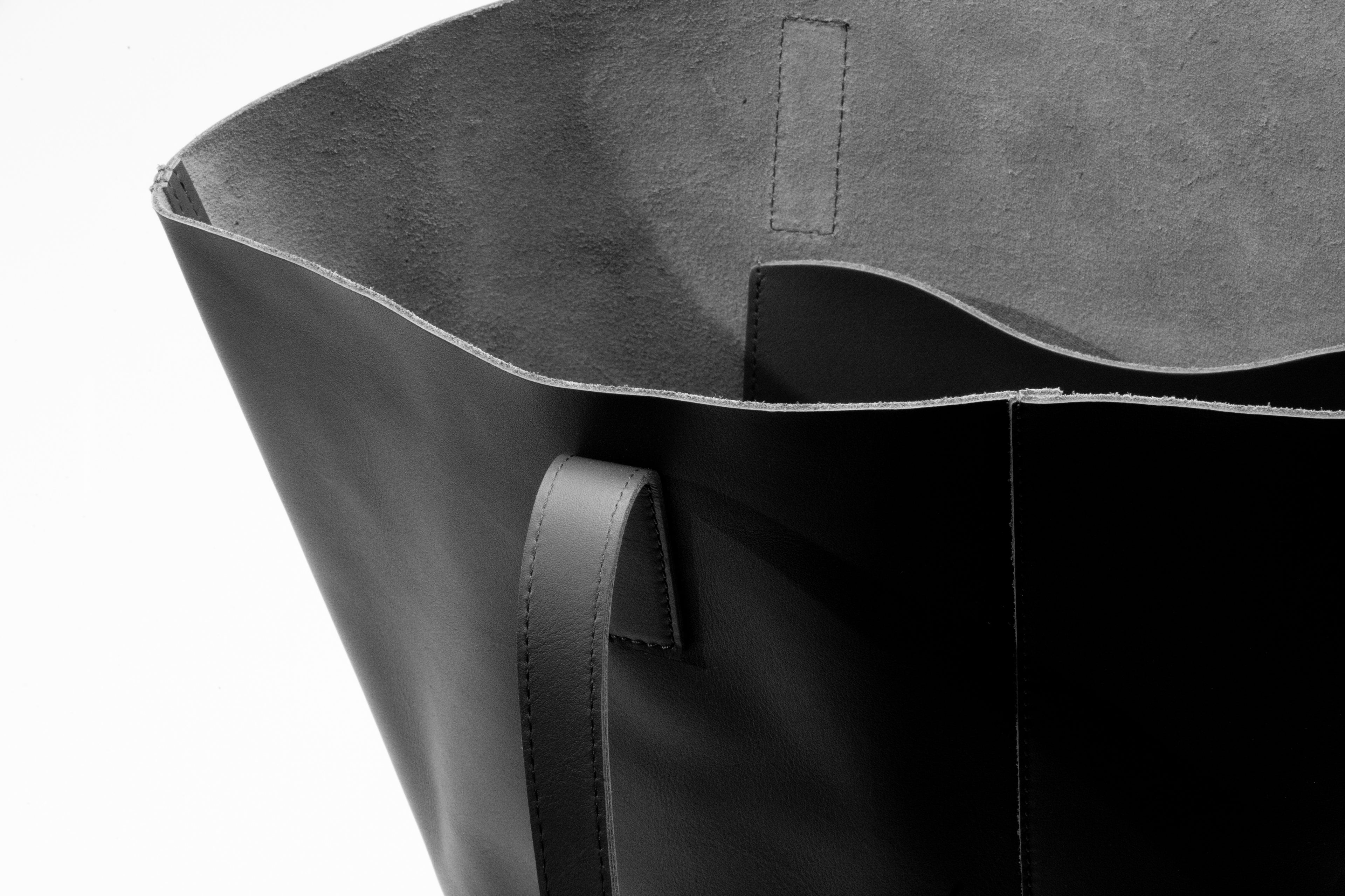 Chelsea - Black leather